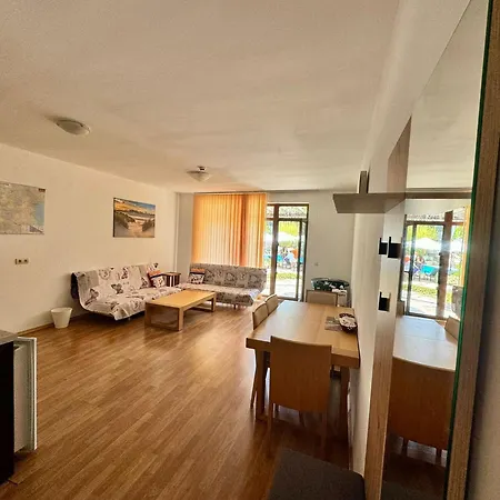 Beautiful 2 With Poolview Outside From Aheloy Apartament Kableshkovo (Burgas)